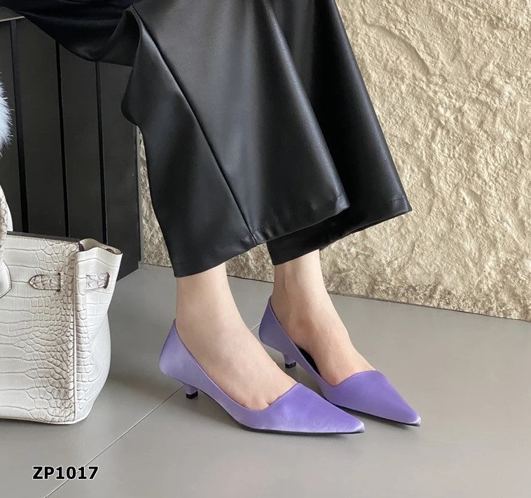 Zapato de tacón bajo color café y morado