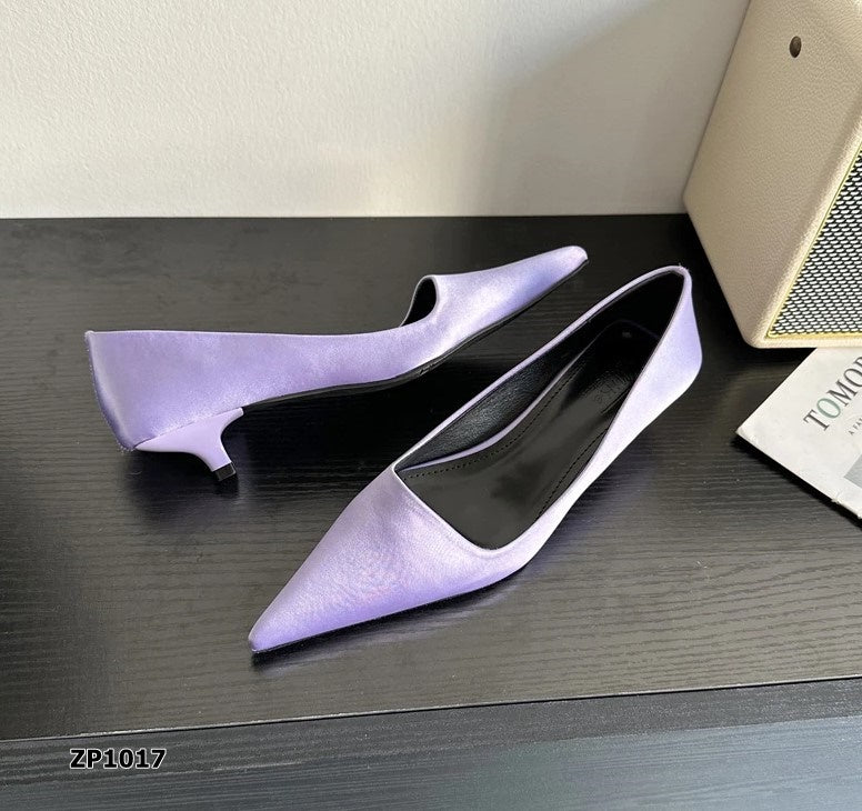 Zapato de tacón bajo color café y morado