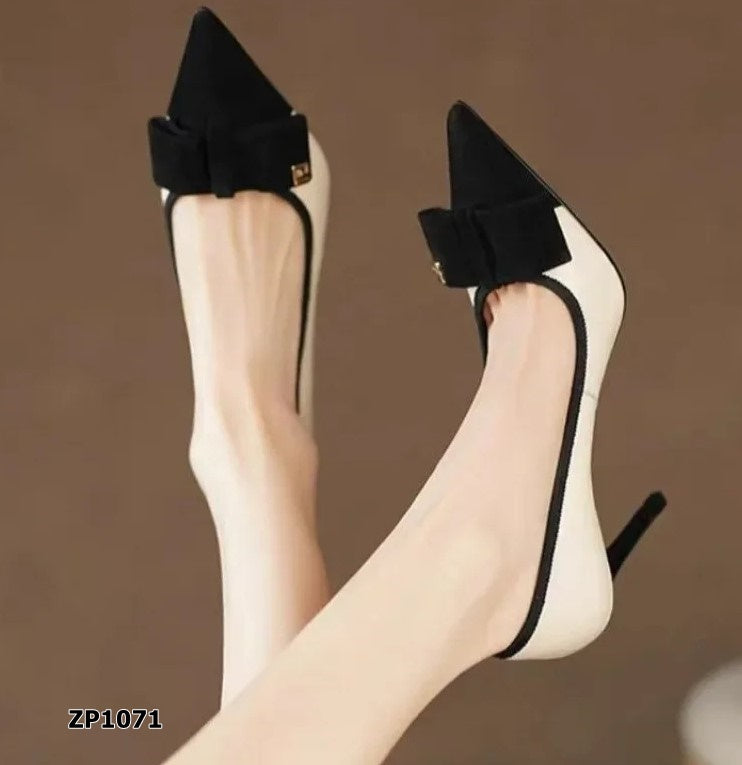 Zapato de tacón alto color blanco con negro