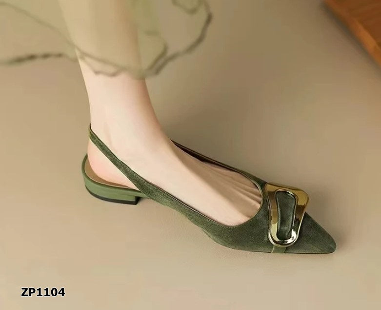 Zapato bajo detalle dorado color verde y naranja