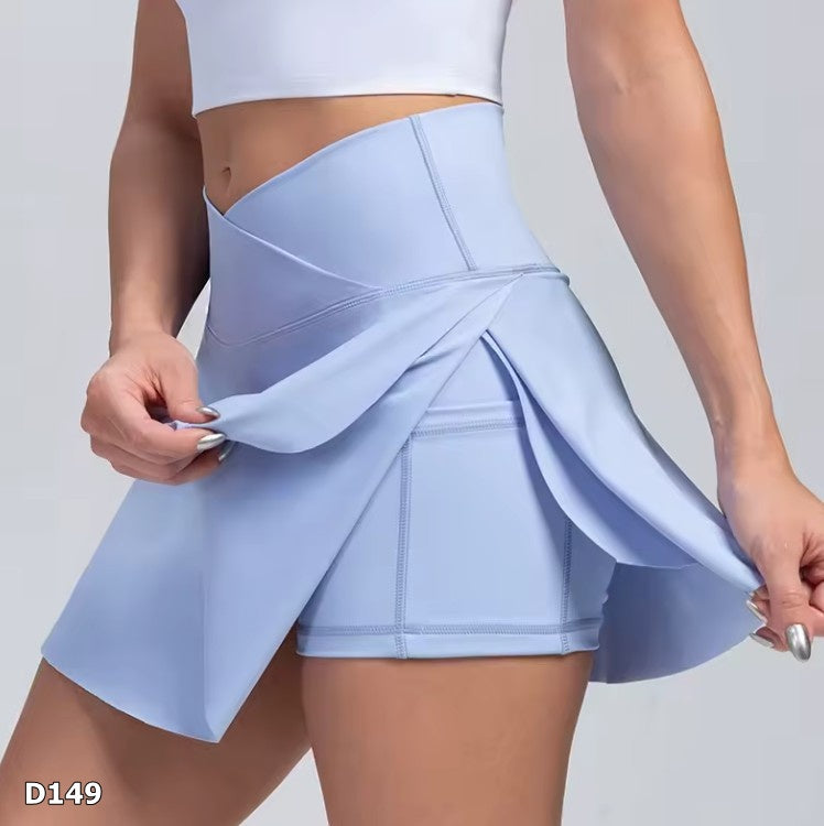 Falda corta deportiva color celeste con bolsillo