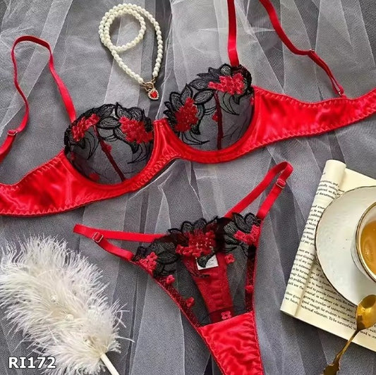 Lencería de dos piezas rojo con negro