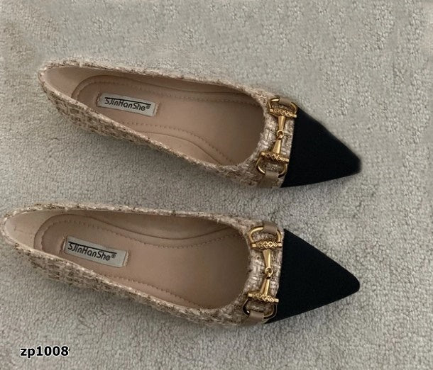 Zapato bajo flat color beige con negro