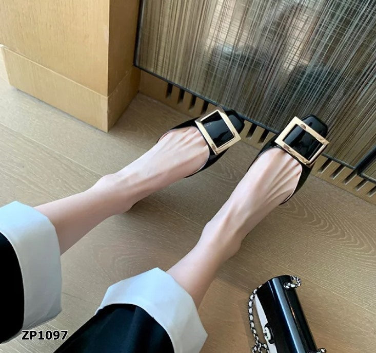 Zapato bajo flat color negro y beige