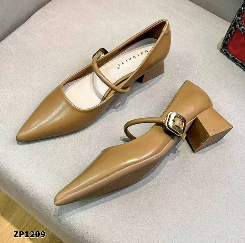 Zapato de tacón medio cuadrado color café