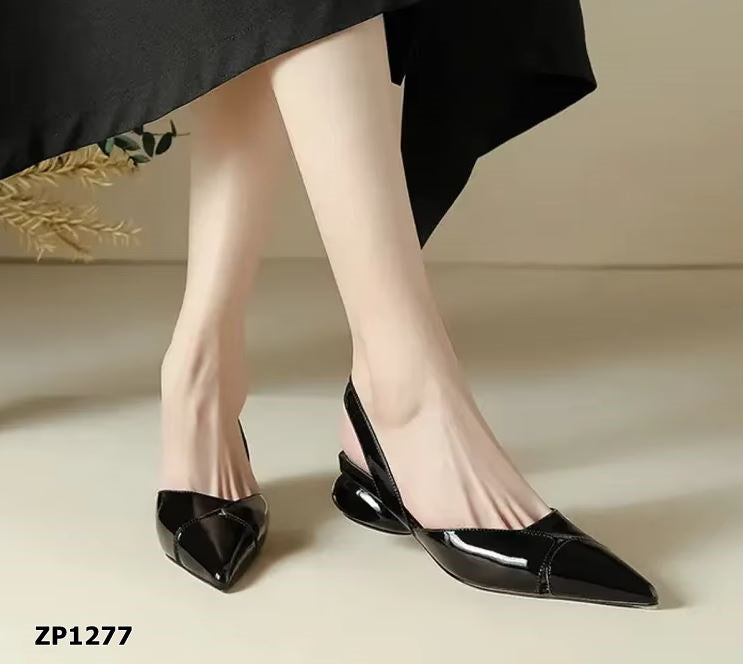 Zapato de tacón bajo color dorado y negro