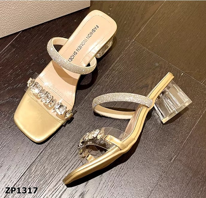 Sandalia tacón medio con pedrería color dorado y negro