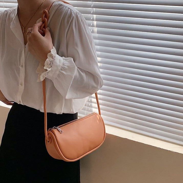 Bolso de hombro cuero sintético color naranja