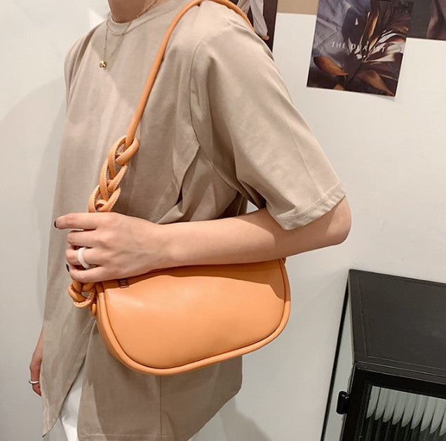 Bolso de hombro cuero sintético color naranja