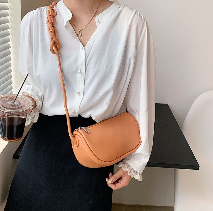 Bolso de hombro cuero sintético color naranja