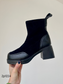 Botines color negro