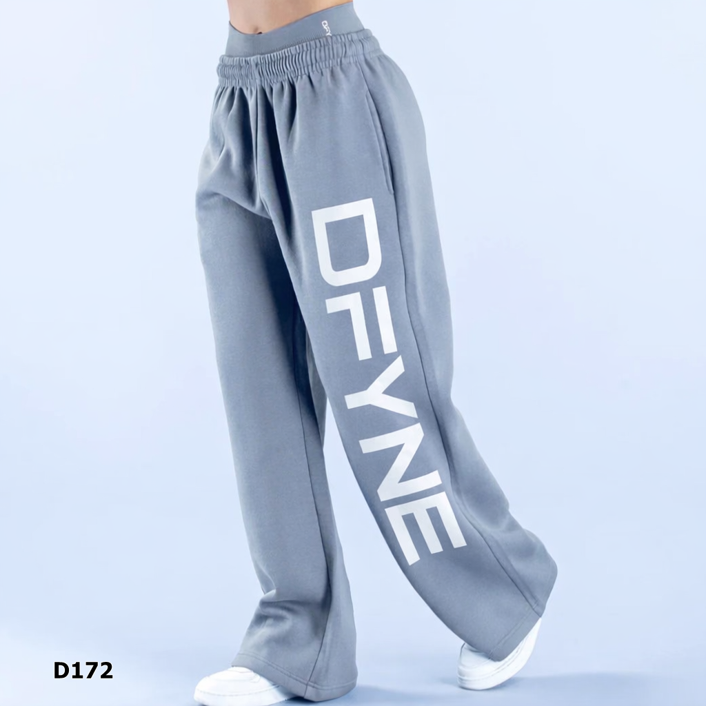 Buzo gris marca D fyne