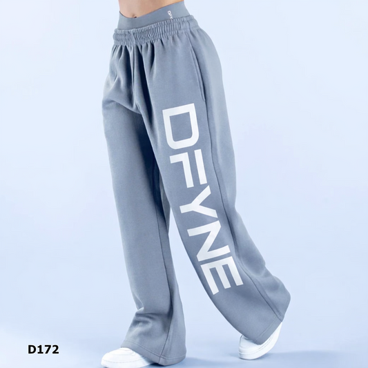 Buzo gris marca D fyne