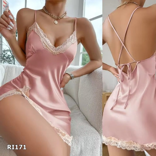 Lencería una pieza bata color rosa pastel