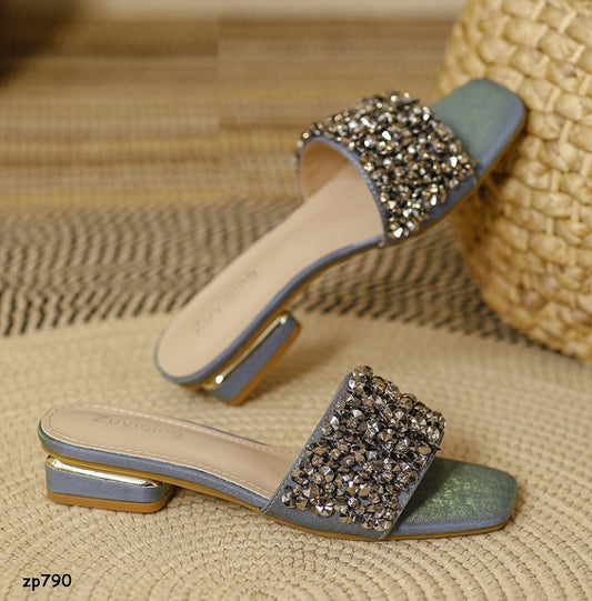 Sandalia tacón bajo tornasol color azul con dorado